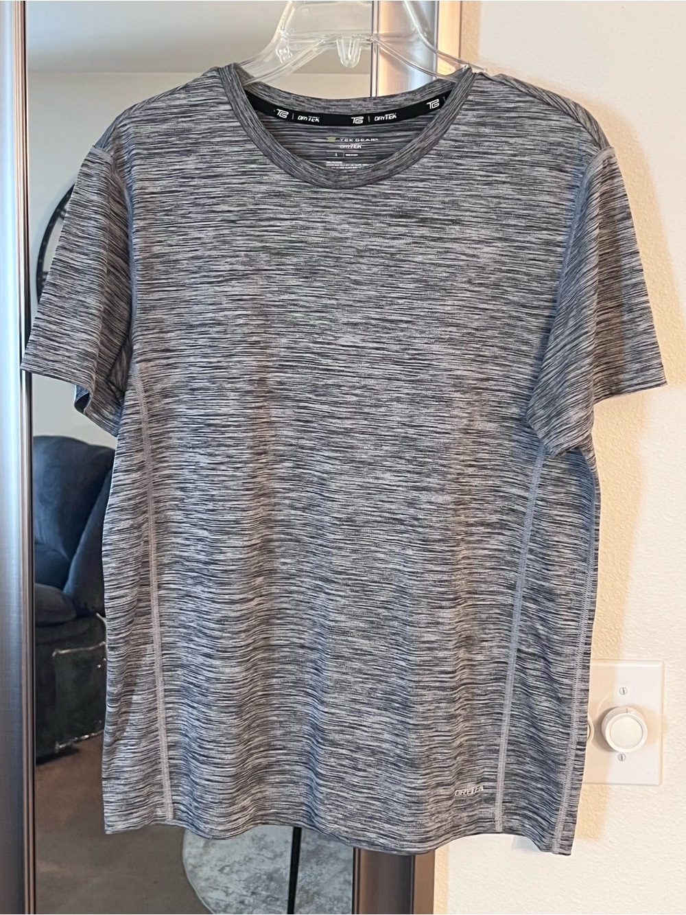 Two Gear Dry TEK Heather Gray Performance T-Shirt SZ S